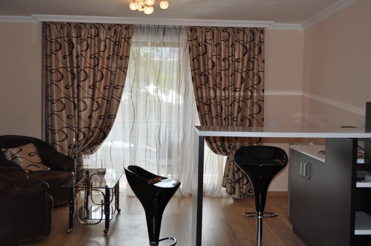 Hotel Your Comfort Тбилиси Екстериор снимка