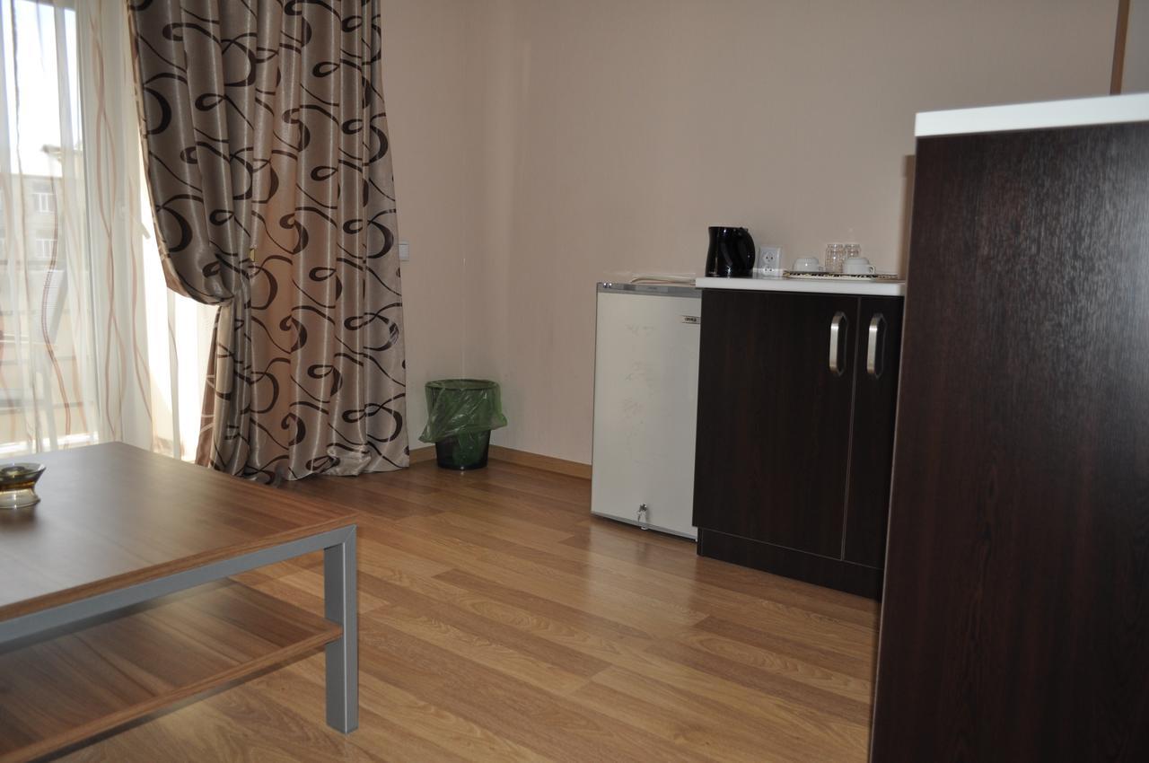 Hotel Your Comfort Тбилиси Екстериор снимка