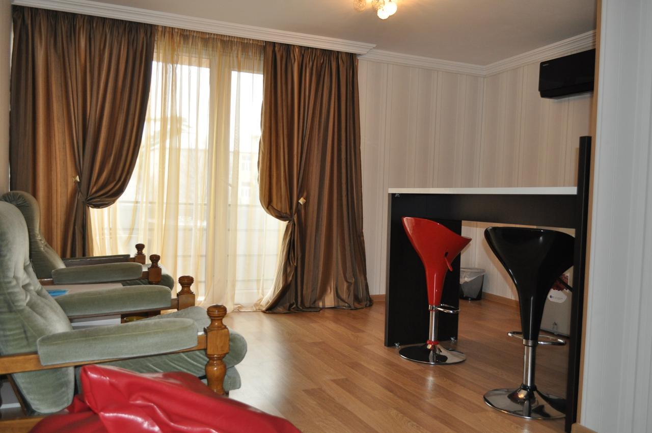 Hotel Your Comfort Тбилиси Екстериор снимка