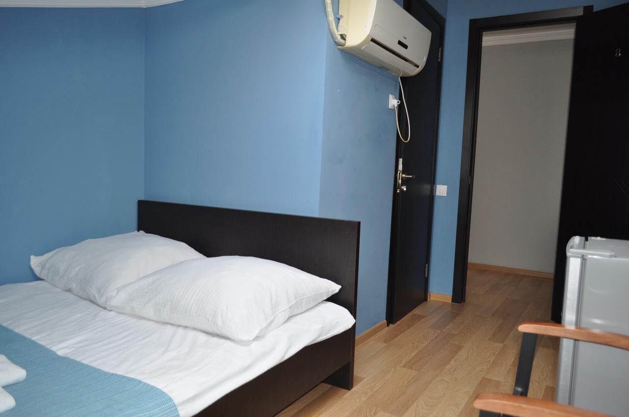 Hotel Your Comfort Тбилиси Екстериор снимка