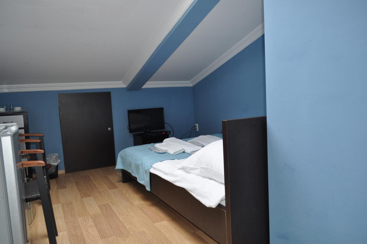 Hotel Your Comfort Тбилиси Екстериор снимка